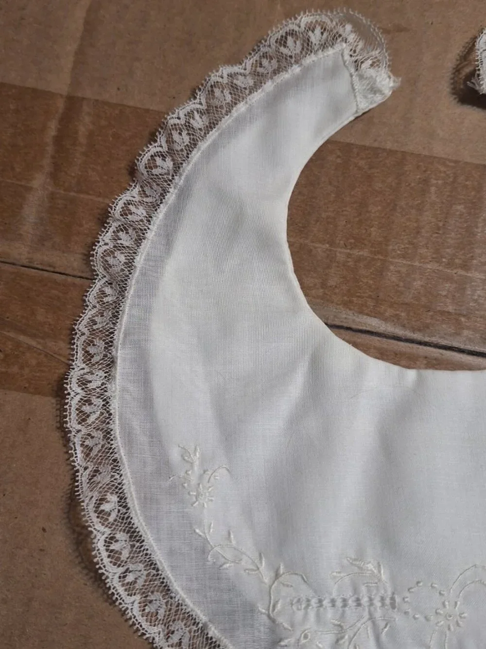White bib